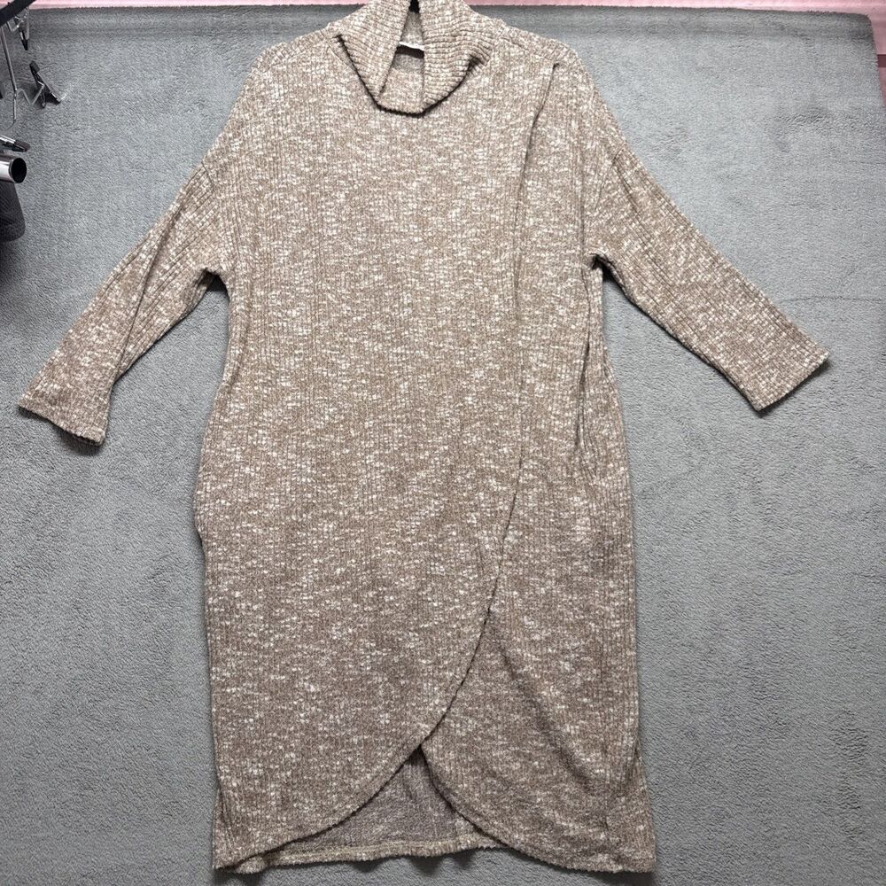 Womens M Beige Turtleneck Sweater Front Slit 3/4 Sleeve